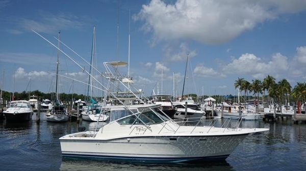 Hatteras 36 Convertible