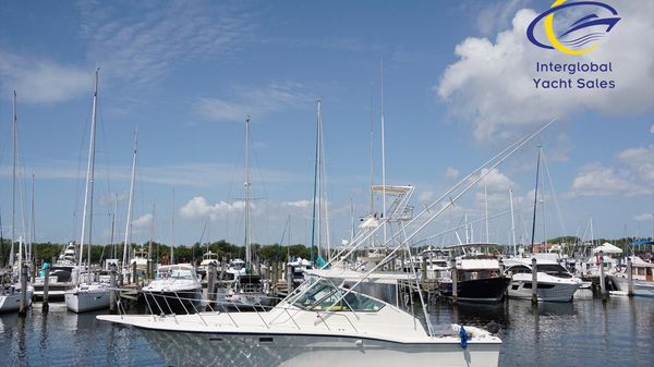 Hatteras 36 Convertible