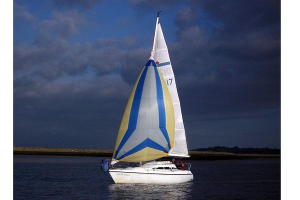 Hunter Horizon 27 TK - main image