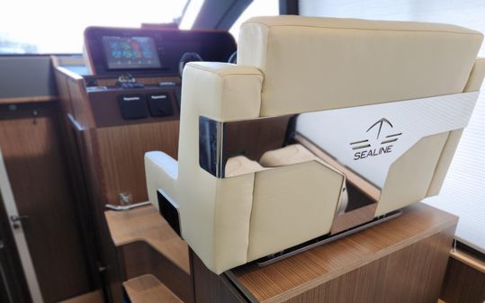 Sealine C430 image