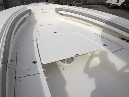Regulator 34-CENTER-CONSOLE image