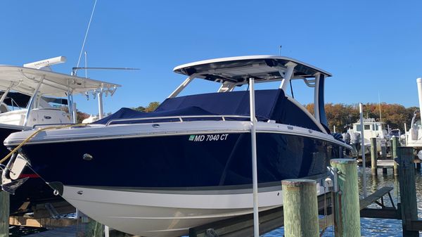 Chaparral 300 OSX