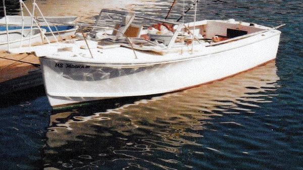 Tripp Angler Flush Deck Bass Boat With Softtop