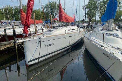 Beneteau First 30 image