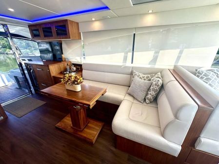 Riviera 5400 Sport Yacht image