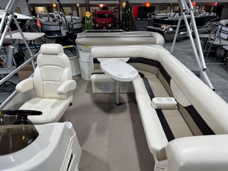 Sundancer-pontoons 243-TRITOON image