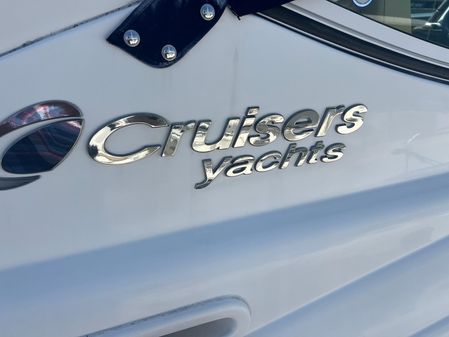 Cruisers Yachts 350 Express image