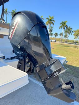 Bayliner DX2200 image