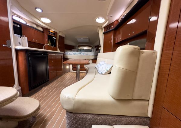 Sea Ray 340 Sundancer image