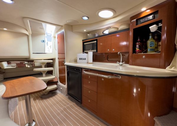 Sea Ray 340 Sundancer image