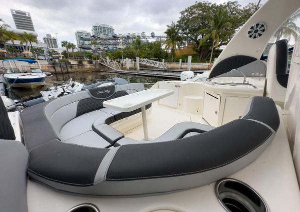 Sea Ray 340 Sundancer image