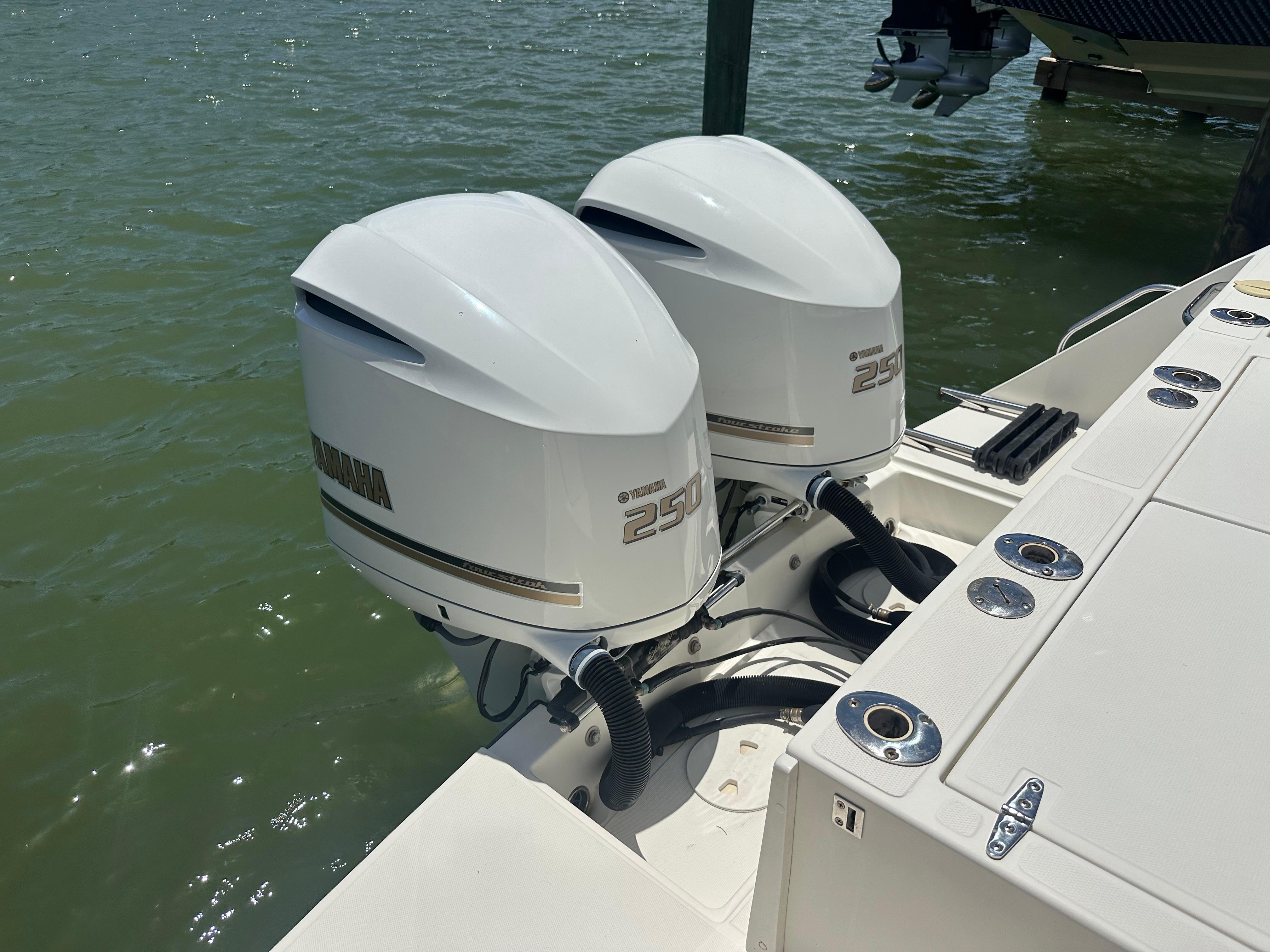 2013 Stamas 317 tarpon