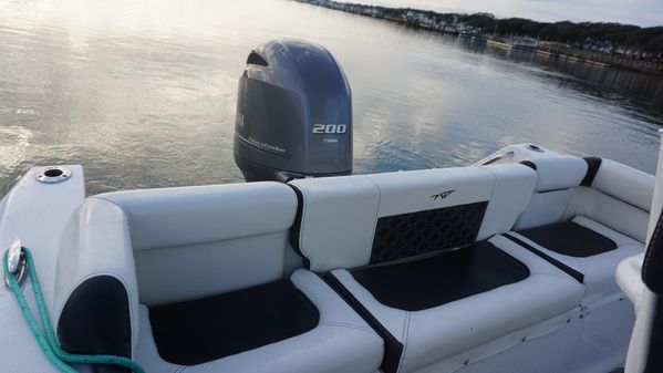 Tidewater 210 LXF image