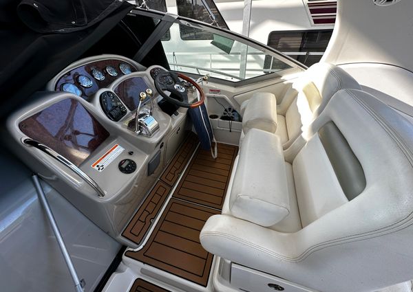 Sea Ray 320 Sundancer image