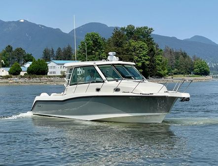 Boston Whaler 345 Conquest Pilothouse image