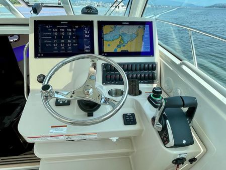 Boston Whaler 345 Conquest Pilothouse image