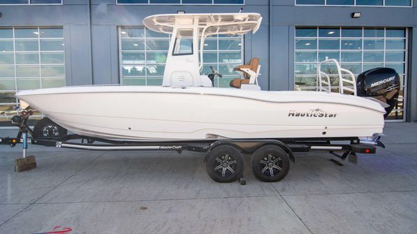 NauticStar 251 Hybrid