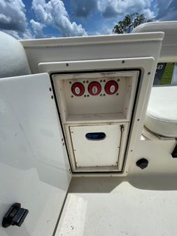 Pursuit 230-CENTER-CONSOLE image