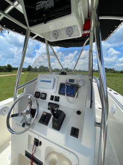 Pursuit 230-CENTER-CONSOLE image