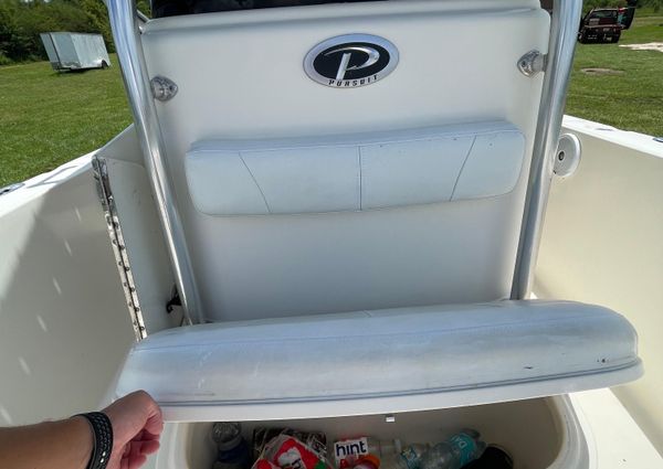 Pursuit 230-CENTER-CONSOLE image