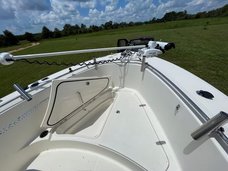 Pursuit 230-CENTER-CONSOLE image