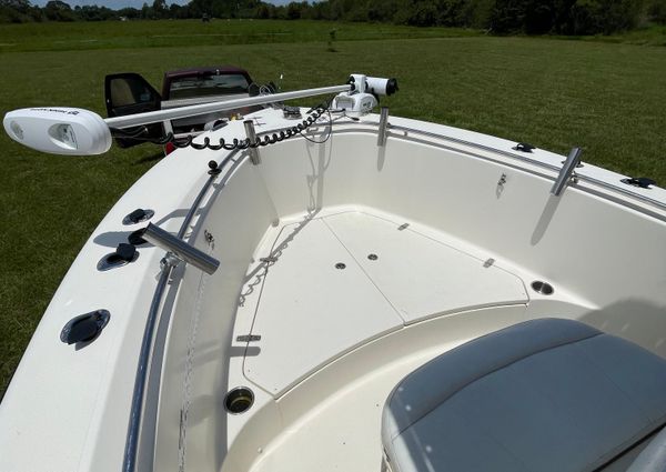 Pursuit 230-CENTER-CONSOLE image