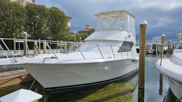Hatteras 39 Convertible 