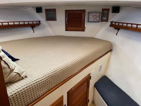 Tollycraft 43 Motor Yacht image