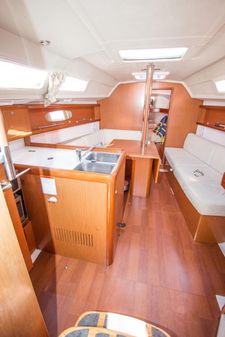 Beneteau 31 image