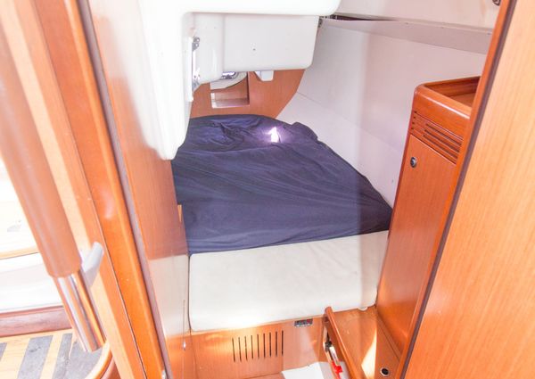 Beneteau 31 image