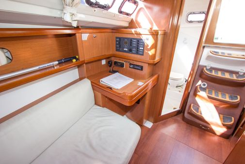 Beneteau 31 image