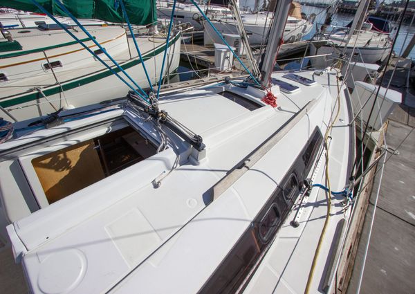 Beneteau 31 image