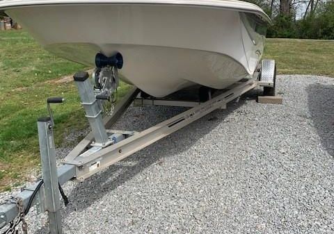Carolina Skiff 218DLV 