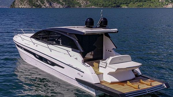 Rio Yachts Sport Coupe 44