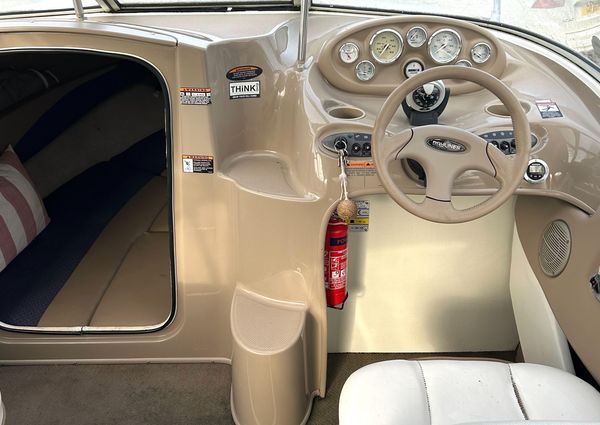 Bayliner 212-CUDDY-CABIN-CRUISER image