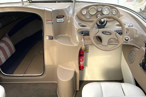 Bayliner 212-CUDDY-CABIN-CRUISER image