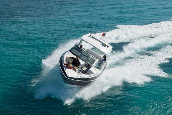 Formula 330 Crossover Bowrider OB - main image