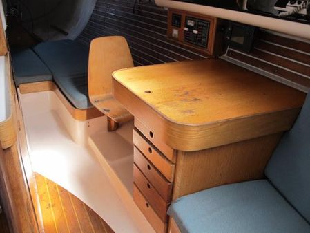 Express 37 image