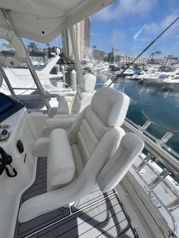 Riviera 43 Flybridge image