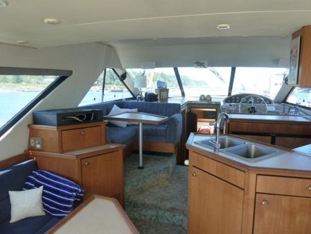 Bayliner 3988 Motoryacht image