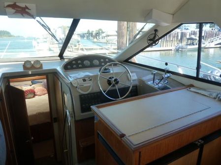 Bayliner 3988 Motoryacht image