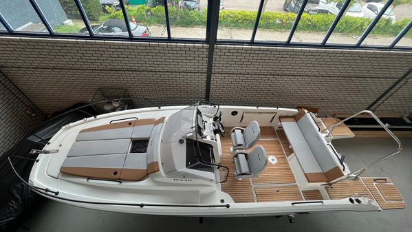 Beneteau Flyer 8 SUNdeck image