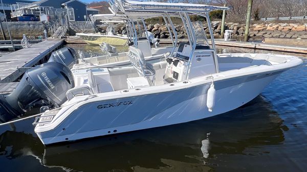 Sea Fox 228 Commander 