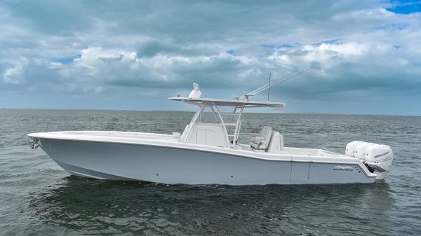 Invincible 36 Open