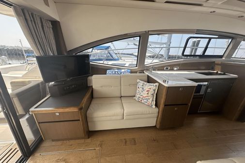 Sea Ray 400 Sundancer image