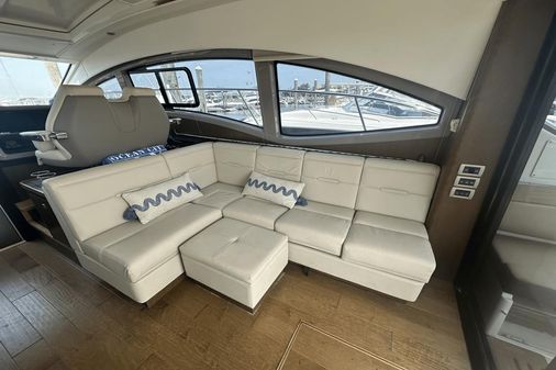 Sea Ray 400 Sundancer image