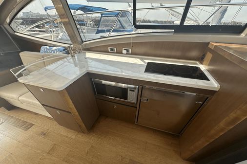 Sea Ray 400 Sundancer image