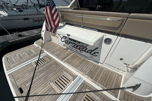 Sea Ray 400 Sundancer image