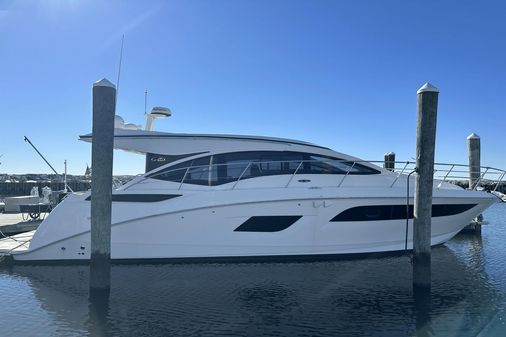 Sea Ray 400 Sundancer image