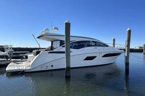 Sea Ray 400 Sundancer image